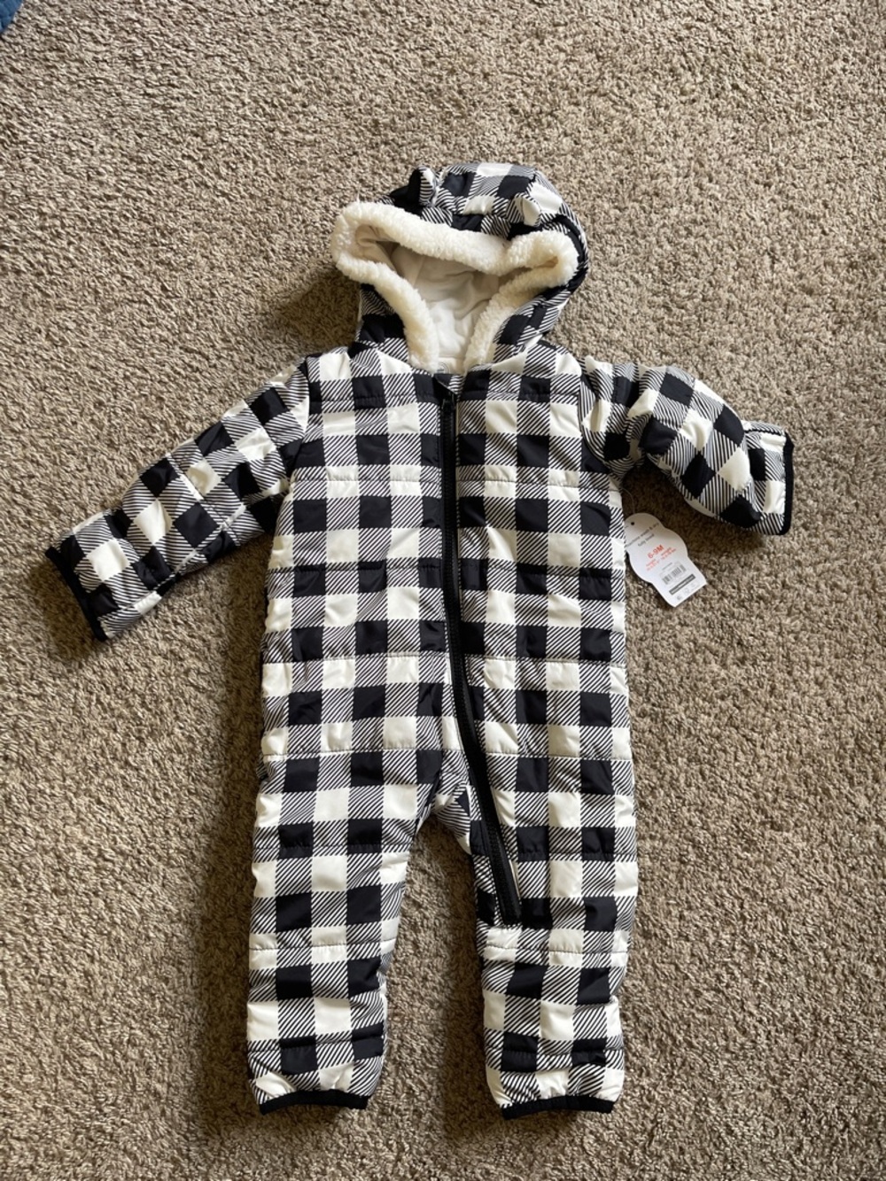 Wonder Nation Black and White Buffalo Check Puffer Baby Snowsuit 6-9 months